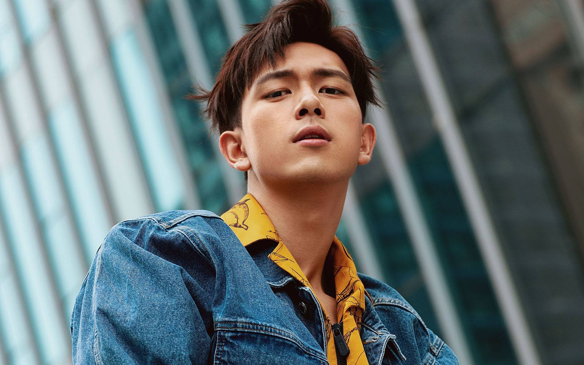 哥伦比亚队在巴黎奥运会比赛中多次利用边路进攻，哥伦比亚进球的是谁